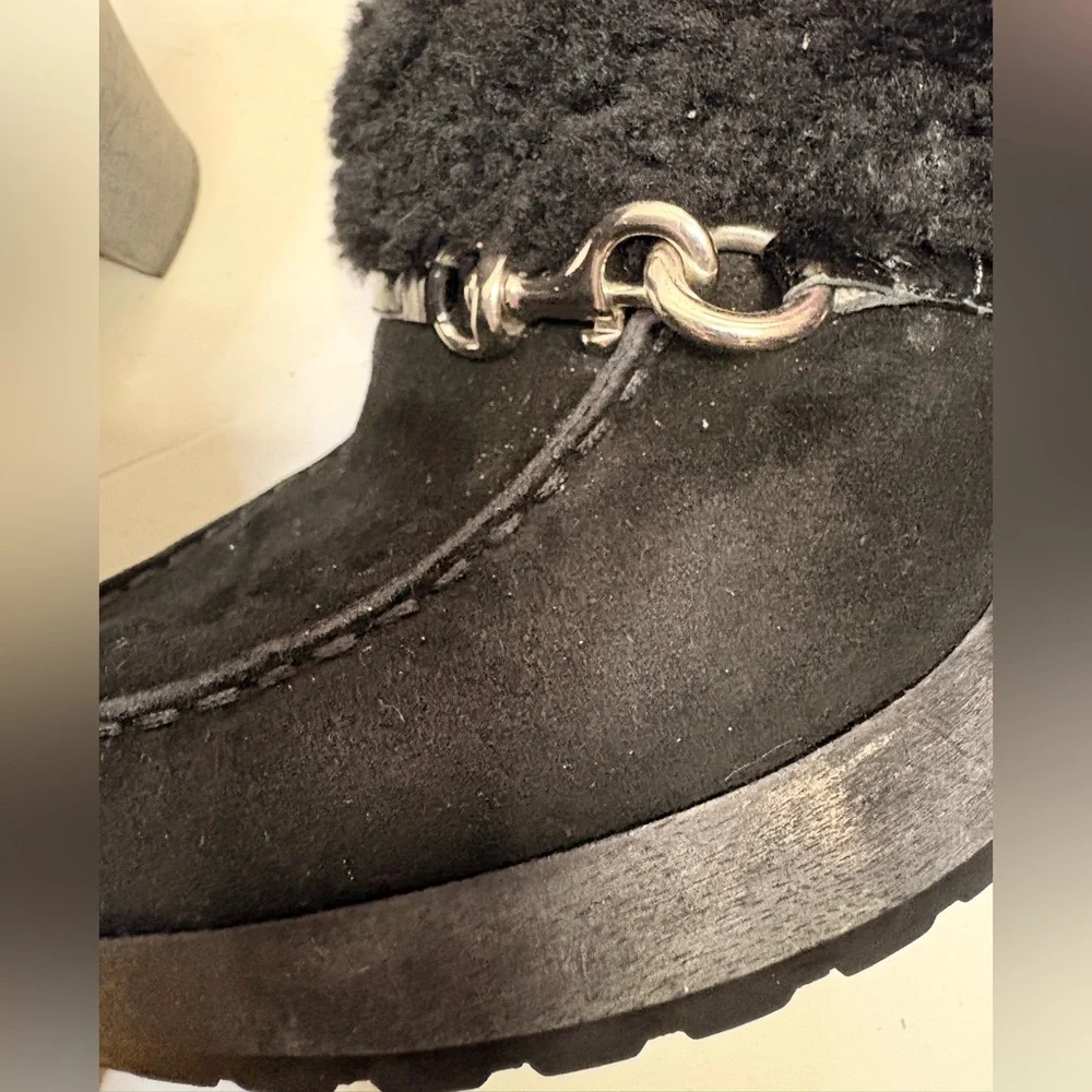 Coach Idyle Platform Mules in Black Suede and Faux-Shearling with Chain - Picture 15 of 16